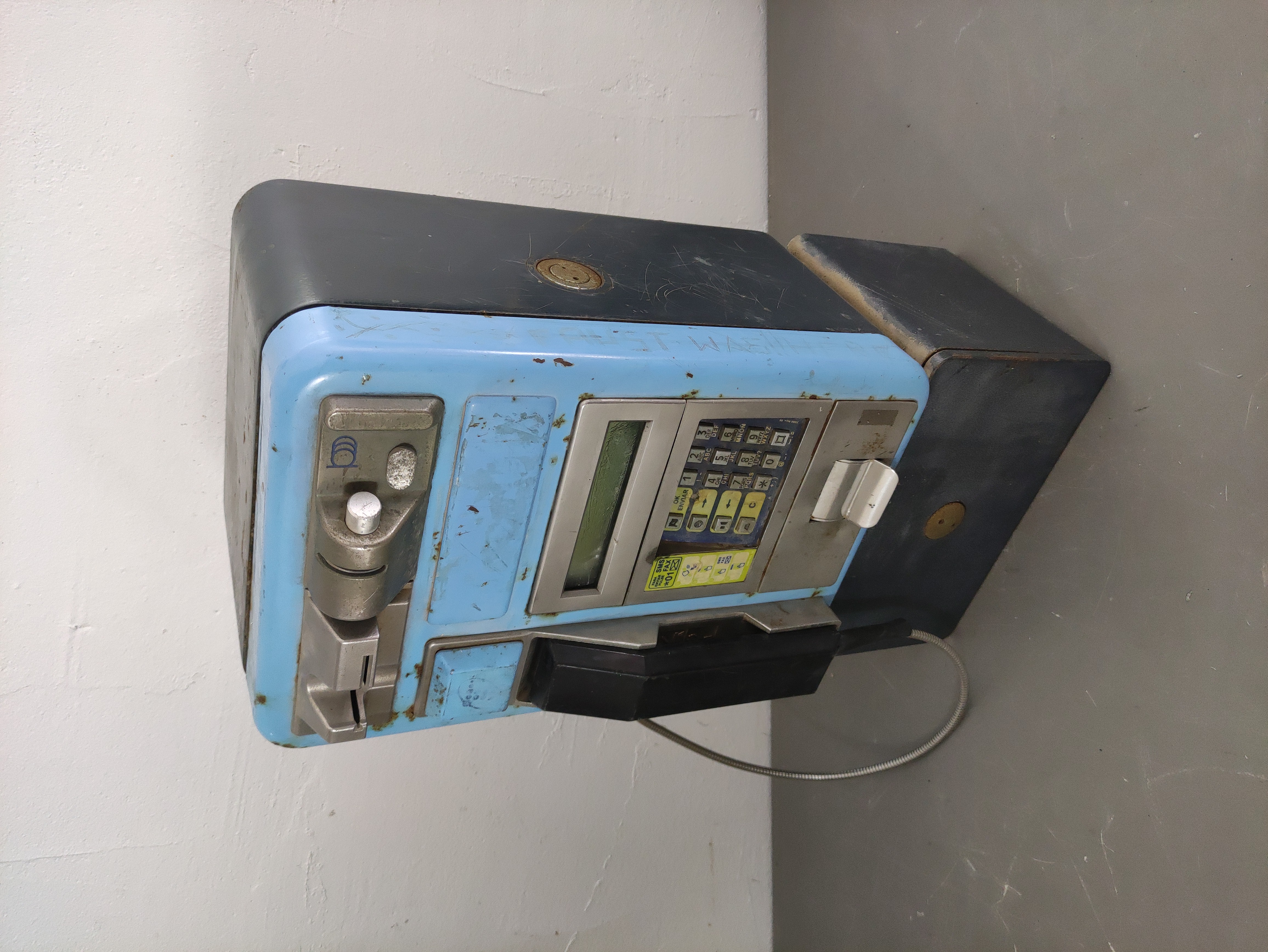 telefono cabina monedas metal 59x29x21-26 2u